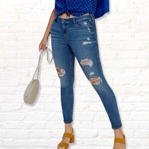 Old Navy Rockstar Super Skinny Jeans Size 12 Distressed Medium Wash Blue Denim